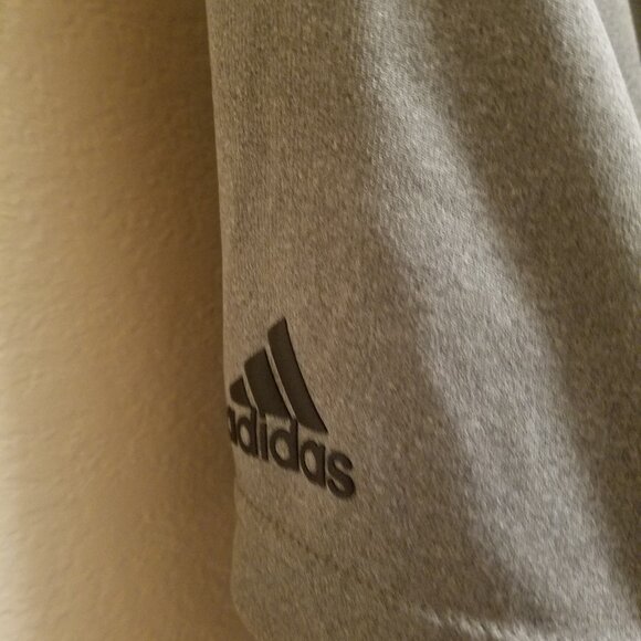 Adidas Polo - Picture 1 of 4